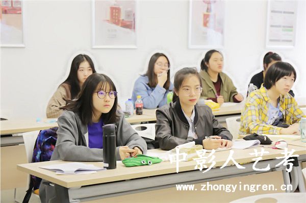 編導專業(yè)考大學要多少分