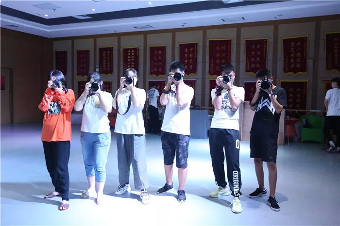 編導(dǎo)藝考生