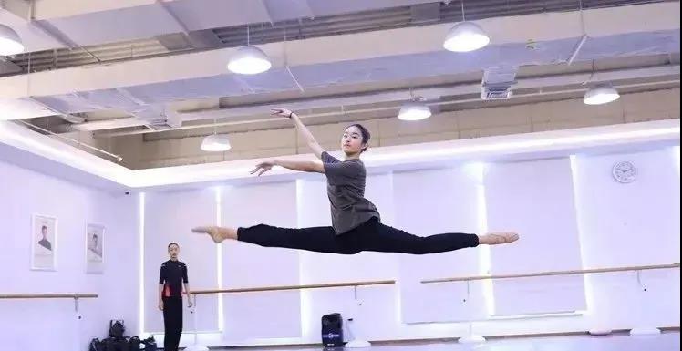 舞蹈藝考集訓(xùn)